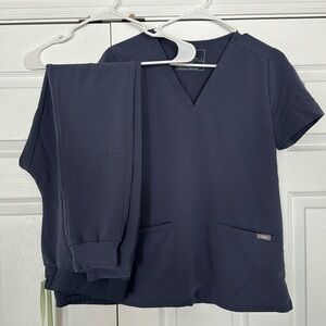 Figs technical collection scrub top and bottoms set